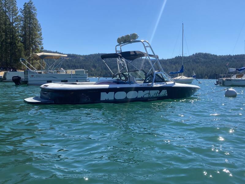 Boats For Sale in Sacramento, California by owner | 1998 20 foot Moomba Outback